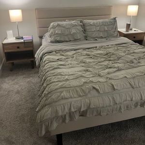 Gray Duvet cover and sheets